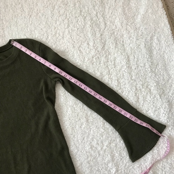 Madewell Ruffle Cuff Ribbed Top Bell Sleeves L - Picture 6 of 7